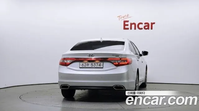 Hyundai Grandeur 2014 thumb 4