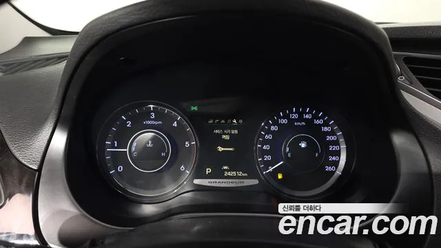 Hyundai Grandeur 2014 thumb 8
