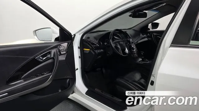 Hyundai Grandeur 2014 thumb 10
