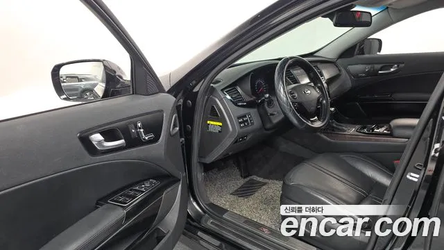 Kia K9 2012 thumb 10