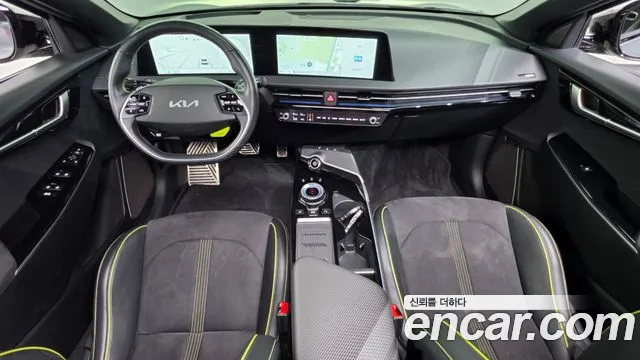 Kia EV6 2023 thumb 7