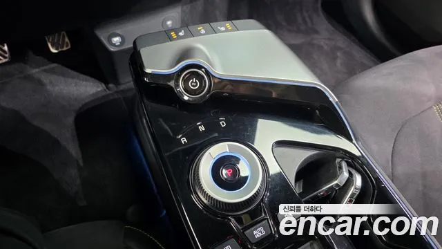 Kia EV6 2023 thumb 9