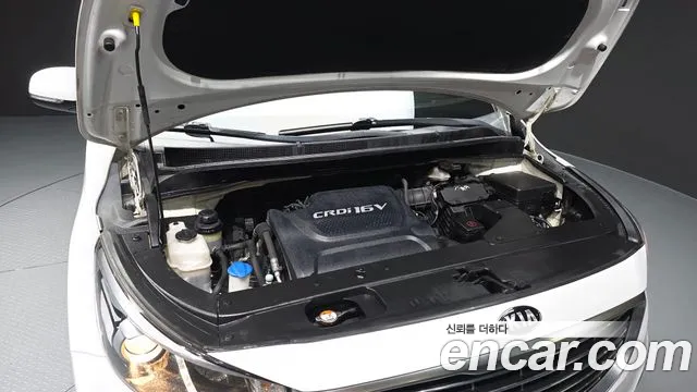 Kia Carnival 2015 thumb 6