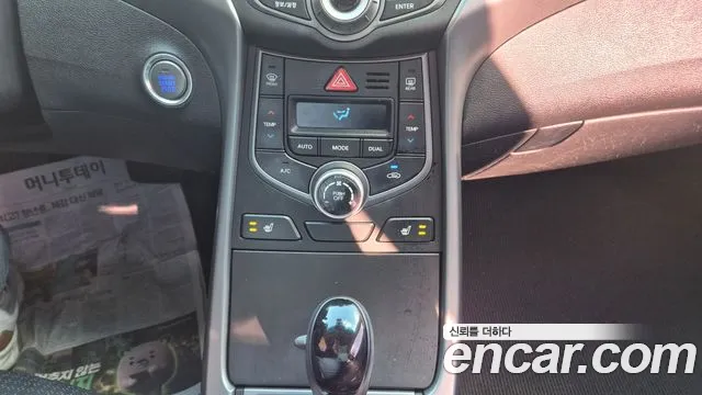 Hyundai Avante 2014 thumb 11