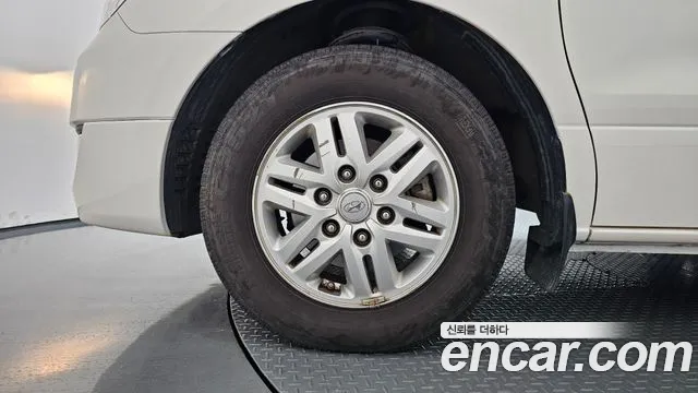 Hyundai Starex 2017 thumb 5