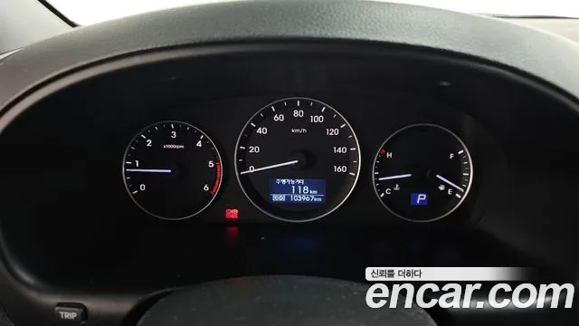 Hyundai Starex 2017 thumb 8