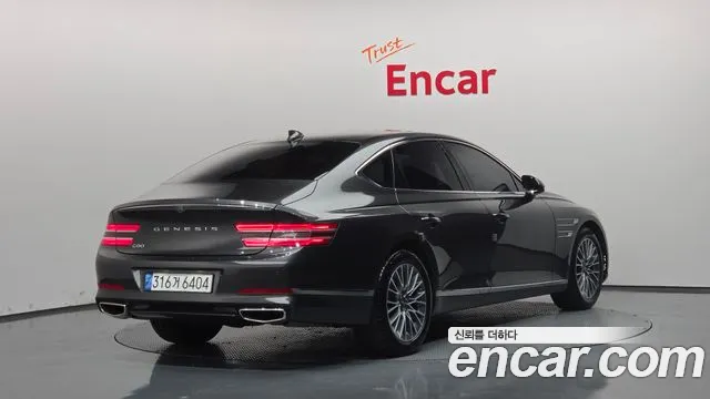 Genesis G80 2022 thumb 2