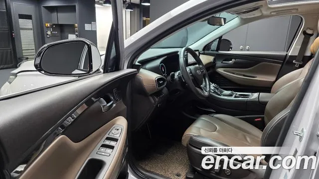 Hyundai Santa Fe 2021 thumb 10