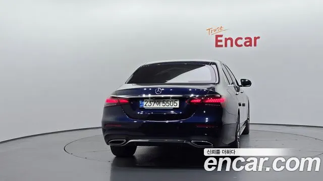 Mercedes-Benz E-Класс 2020 thumb 3