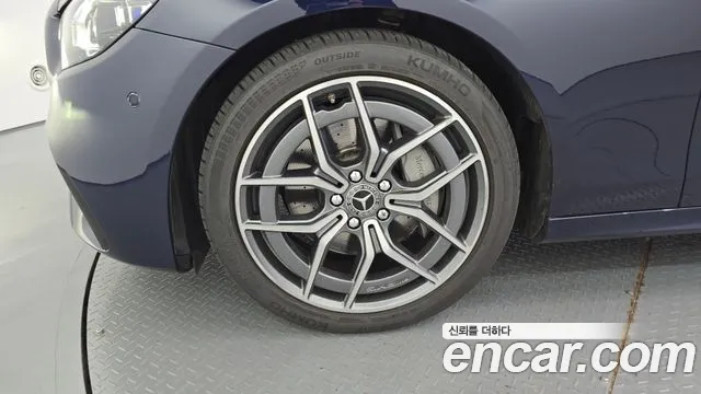 Mercedes-Benz E-Класс 2020 thumb 4