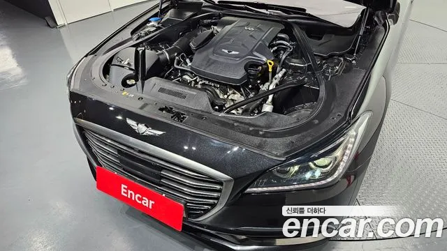 Genesis G80 2017 thumb 6