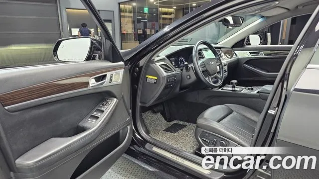 Genesis G80 2017 thumb 10