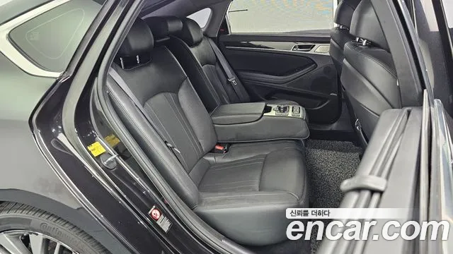 Genesis G80 2017 thumb 11