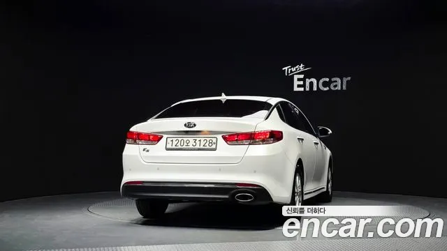 Kia K5 2016 thumb 4