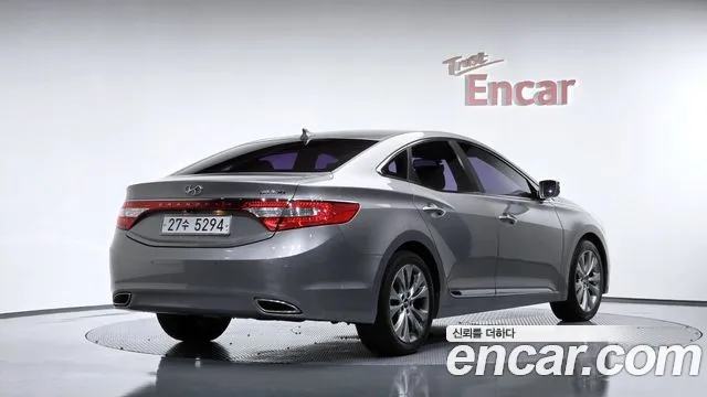 Hyundai Grandeur 2011 thumb 2