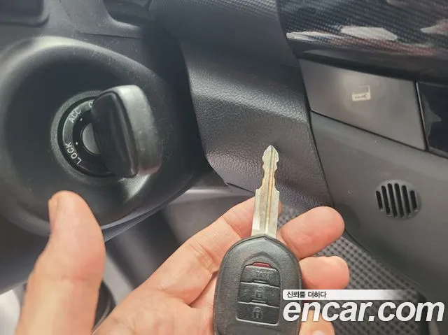 ChevroletGMDaewoo Spark 2012 thumb 10