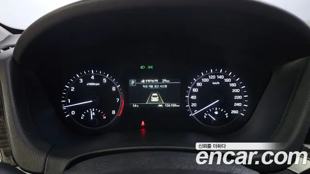 Genesis G80 2018 thumb 8