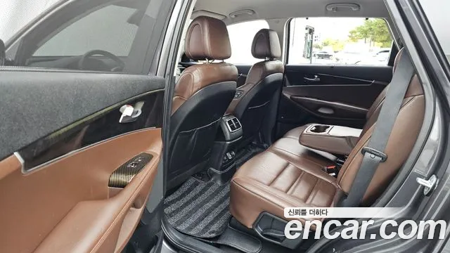 Kia Sorento 2015 thumb 12