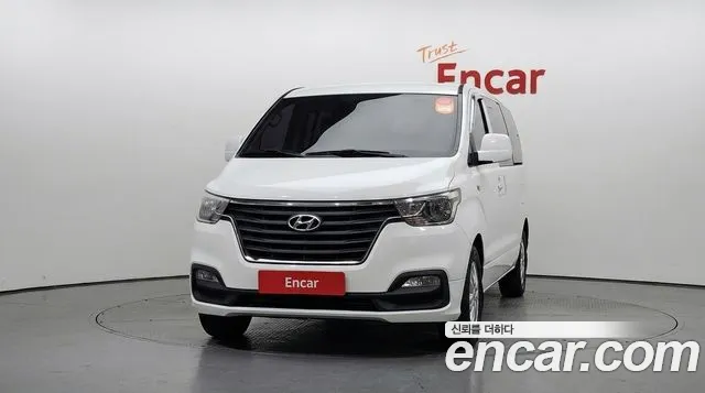 Hyundai Starex 2019 thumb 3