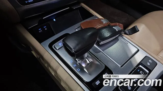 Genesis G80 2018 thumb 9