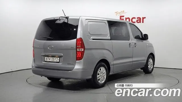 Hyundai Starex 2020 thumb 2