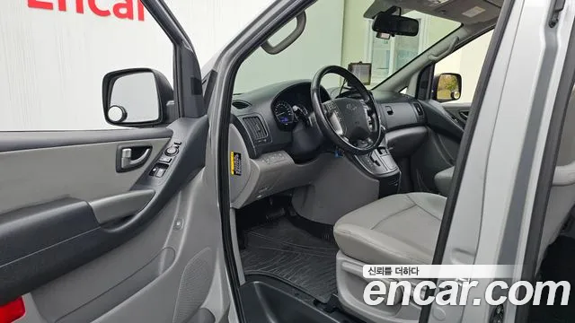 Hyundai Starex 2020 thumb 10