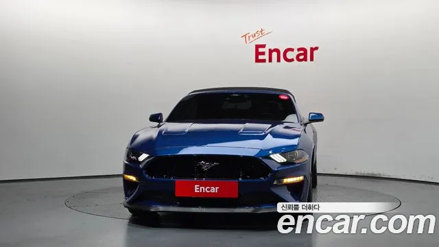 Ford Mustang Mach-E 2022 thumb 3