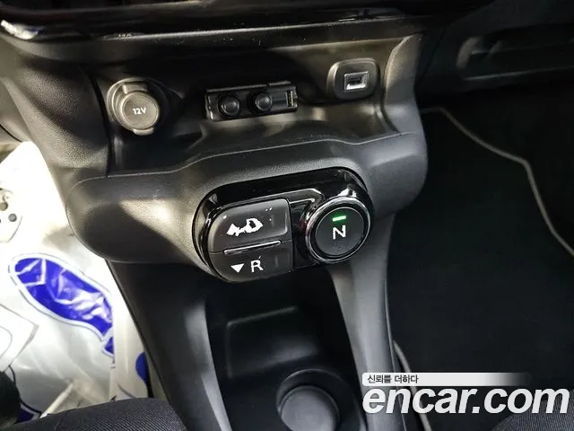 DS C4 CACTUS 2017 thumb 8