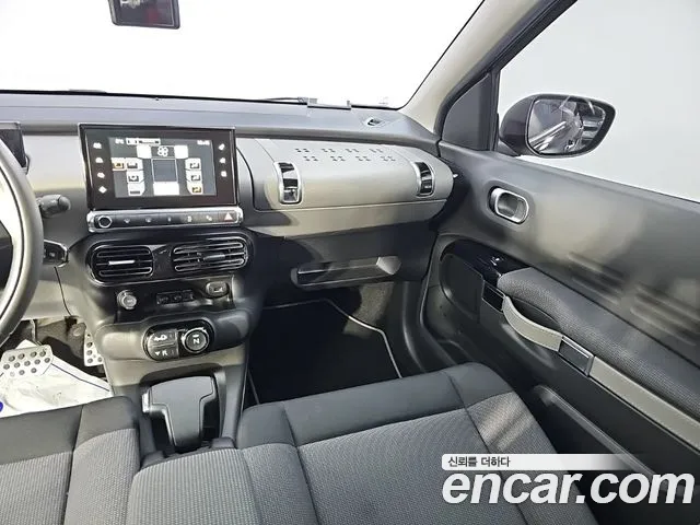 DS C4 CACTUS 2017 thumb 10