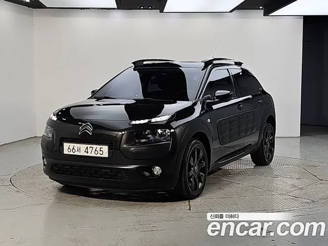DS C4 CACTUS 2017 thumb 11
