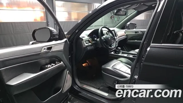 KG_Mobility_Ssangyong Rexton 2017 thumb 9