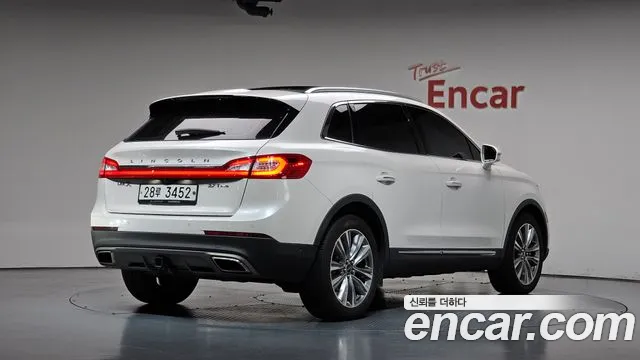 Lincoln MKX 2018 thumb 2