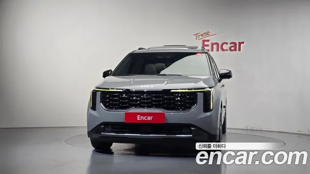 Kia Carnival 2024 thumb 3