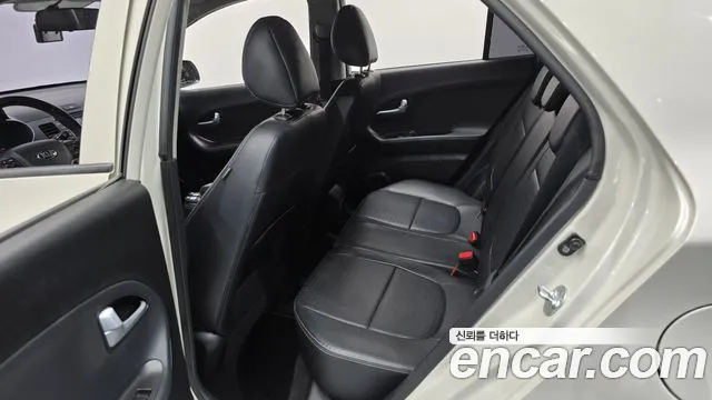 Kia Morning 2016 thumb 11