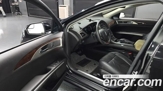 Lincoln MKZ 2014 thumb 10