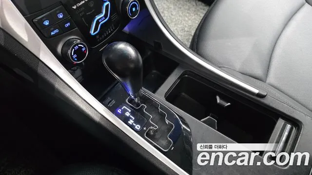 Hyundai Sonata 2010 thumb 9