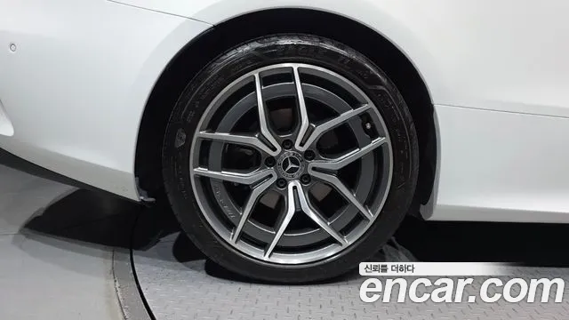 Mercedes-Benz E-Класс 2022 thumb 5