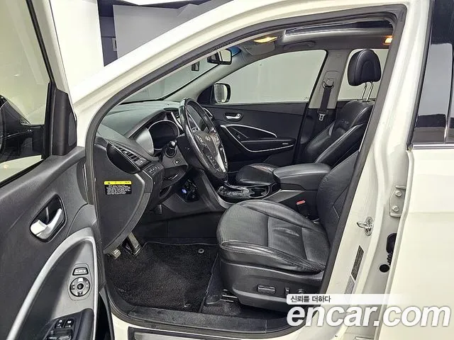Hyundai Santa Fe 2012 thumb 7