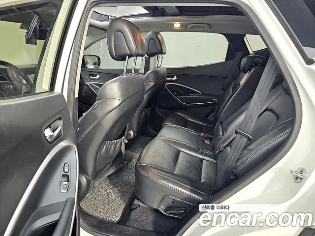 Hyundai Santa Fe 2012 thumb 8