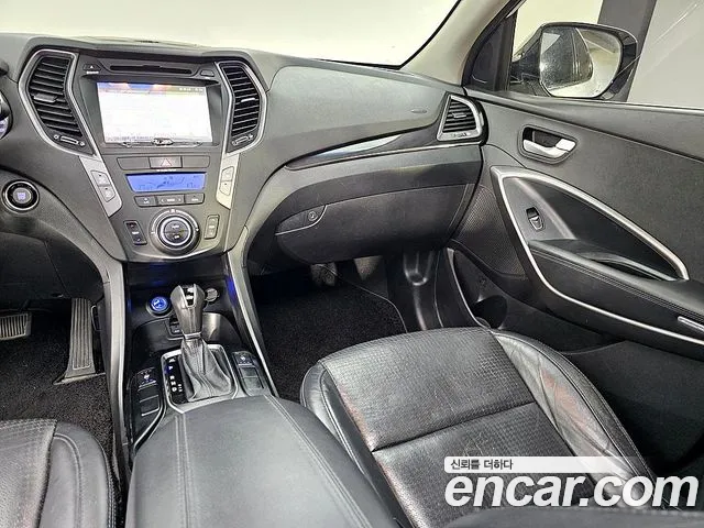 Hyundai Santa Fe 2012 thumb 9