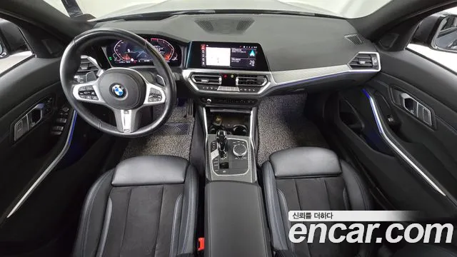 BMW 3-Series 2021 thumb 7
