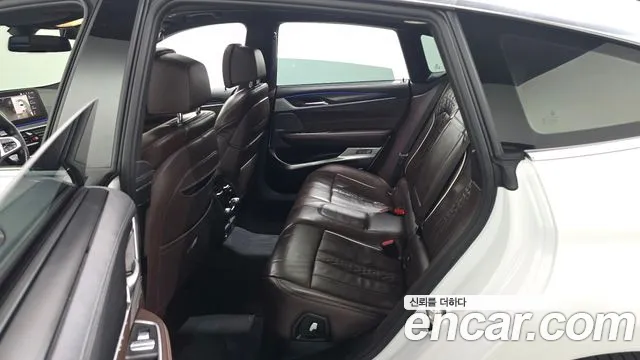 BMW Gran Turismo 2023 thumb 12