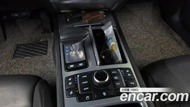 Genesis G80 2017 thumb 9