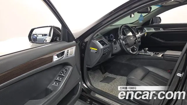 Genesis G80 2017 thumb 10