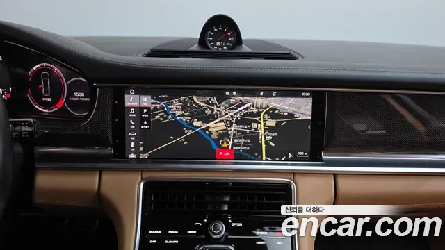 Porsche Panamera 2018 thumb 11