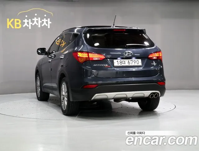 Hyundai Santa Fe 2012 thumb 3