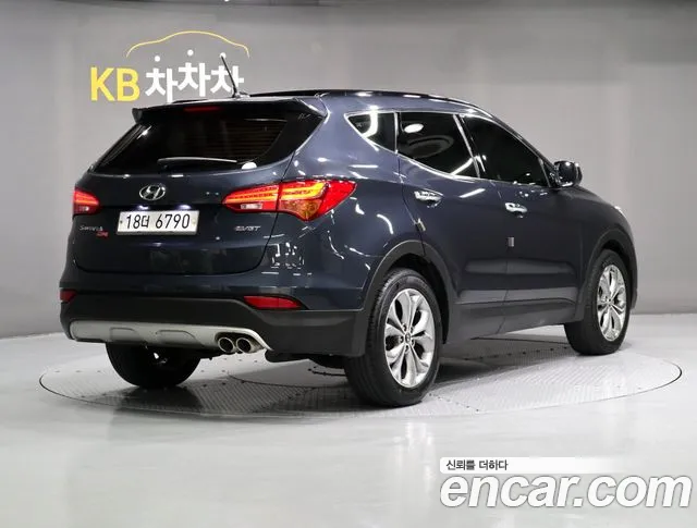 Hyundai Santa Fe 2012 thumb 4