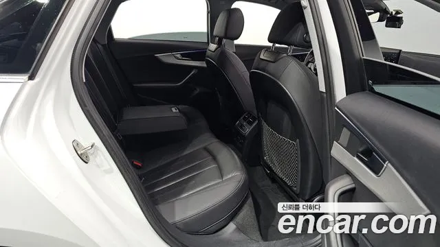Audi A4 2021 thumb 11