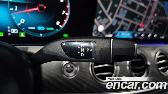 Mercedes-Benz E-Класс 2021 thumb 9