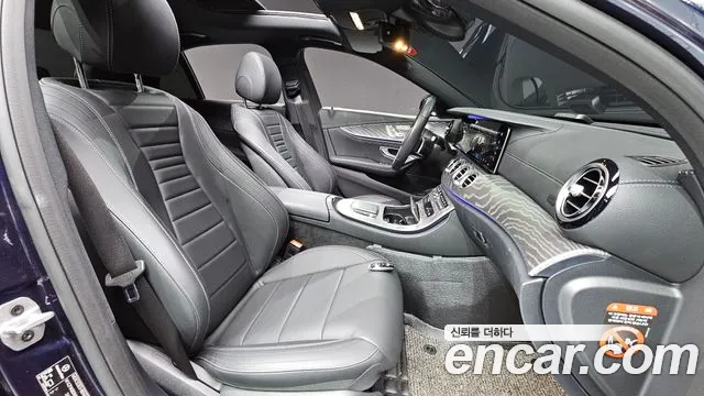 Mercedes-Benz E-Класс 2021 thumb 10
